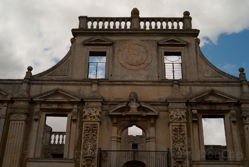 Ed -L1007012.jpg